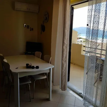 Glyfada 73 Apartment *